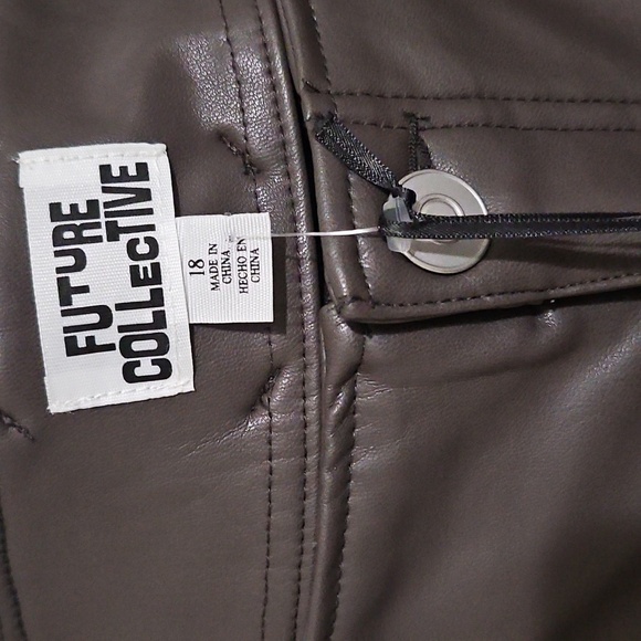 Women's Chocolate Brown Wide Leg Faux Leather Pants - Picture 3 of 3